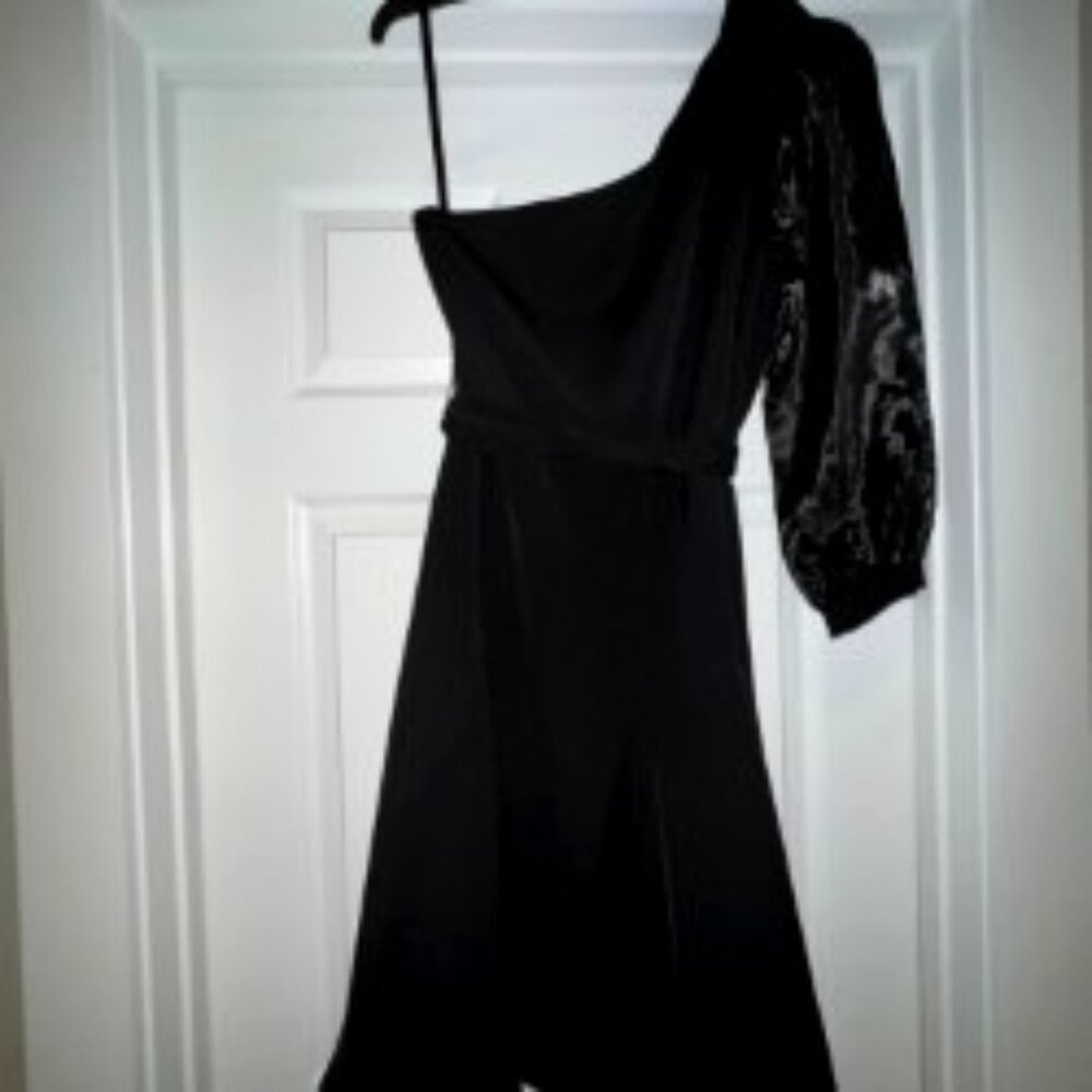 Jade Little Black one shoulder dress -- NWT size L